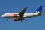 SAS Scandinavian Airlines Airbus A319-132 OY-KBP, cn(MSN): 2888,
Zürich-Kloten Airport, 19.06.2017.