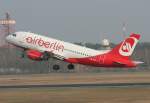 Air Berlin(Belair) A 319-112 HB-IOX beim Start in Berlin-Tegel am 02.04.2011