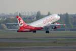 Air Berlin(Belair) A 319-112 HB-IOX beim Start in Berlin-Tegel am 21.04.2011