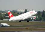 Swiss A 319-112 HB-IPU beim Start in Berlin-Tegel am 07.05.2011