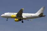 Vueling, EC-JXJ, Airbus, A319-111, 15.06.2011, TLS, Toulouse, France 




