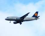 Lufthansa Airbus A319-114 D-AILD  Dinkelsbhl  beim Landeanflug zum Flughafen Berlin Tegel, 08.07.08.