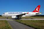 Turkish Airlines Airbus A319-132 TC-JLR, aufgenommen am 26.8.2013