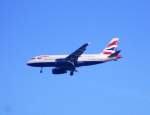 British Airways mit Airbus A319-131 G-EUPU beim Landeanflug zum Flughafen Berlin Tegel, 29.09.08 Berlin-Pankow.
