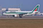 EI-IMB  Isola del Giglio  / Alitalia / A319-112 in MUC bei der Landung aus Rom (FCO) 01.02.2014