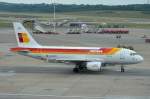 EC-KOY Iberia Airbus A319-111  zum Start am 17.06.2015 in Hamburg