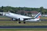 F-GRHF Air France Airbus A319-111   gestartet am 28.07.2015 in Tegel