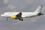 Vueling, EC-LRZ, Airbus, A319-112, 26.09.2015, BCN, Barcelona, Spain        