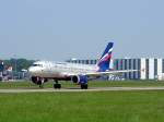 VP-BUN, ein A319-100 von Aeroflot hebt ab.