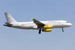 Vueling Airlines, EC-LRM, Airbus, A320-214, 30.04.2017, FCO, Roma, Italy       