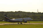 Aeroflot Airbus A320 VP-BLL N.Basov beim Start am Airport Hamburg Helmut Schmidt am 28.08.17