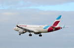 Eurowings Airbus A320 D-AIZQ im Landeanflug auf den Airport Hamburg Fuhlsbüttel Helmut Schmidt am 04.12.17