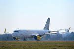 Vueling Airbus A320 EC-MJC beim Start am Airport Hamburg Helmut Schmidt am 30.03.18