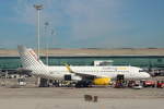 Vueling, EC-MFN, MSN 6594, Airbus A 320-232 (SL), 05.04.2018, BCN-LEBL, Barcelona-El Prat, Spanien (Name: in Vueling we Trust) 