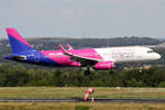 Wizz Air Airbus A320-232 HA-LYQ bei der Landung in Dortmund 3.8.2020