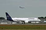 Lufthansa, Airbus A 320-214, D-AIZG  Sindelfingen , BER, 04.06.2022