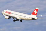 HB-JLQ , Swiss , Airbus A320-214 , 05.10.2022 , Berlin-Brandenburg  Willy Brandt  , BER , 