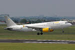 Vueling Airlines, EC-LOB, Airbus A320-214, msn: 4849,  Vueling Europe , 21.Mai 2023, BRU Brüssel, Belgium.