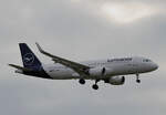 Lufthansa, Airbus A 320-214, D-AIUH  Troisdorf , BER, 13.02.2024