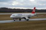 Dieser Airbus A320 TC-JPF der Turkish Airlines trägt den Namen Yozgat aufgenommen nach der Landung in Hamburg Fuhlsbüttel am 14.03.10