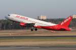 Air Berlin A 320-214 D-ALTB beim Start in Berlin-Tegel am 02.04.2010