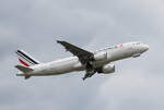 Air France, Airbus A 320-214, F-GKXZ, BER, 10.06.2026