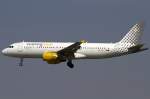 Vueling, EC-KLT, Airbus, A320-216, 06.09.2010, BCN, Barcelona, Spain         