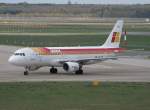 Iberia A 320-214 EC-HTC bei der Ankunft in Berlin-Tegel am 16.04.2011
