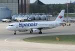 Spanair A 320-232 EC-IZK bei der Ankunft in Berlin-Tegel am 16.04.2011