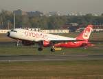 Air Berlin A 320-214 D-ABDX beim Start in Berlin-Tegel am 15.10.2011
