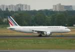 Air France A 320-211 F-GJVG nach der Landung in Berlin-Tegel am 03.07.2012