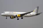 Vueling, EC-GRH, Airbus, A320-211, 08.09.2012, BCN, Barcelona, Spain        
