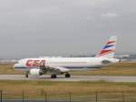 Ein Airbus A 320 der Czech Airlines auf dem Rollfeld in Frankfurt (FRA) am 16.07.2008.