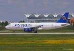 Cyprus Airways, 5B-DBB  Akamas , A320-231 bei der Landung aus Larnaca (LCA) 18.05.2013