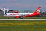 Air Berlin, D-ABFG, A320-214 bei der Landung in MUC aus Palma de Mallorca (PMI) 18.05.2013