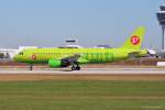 VQ-BES / S7-Airlines / A320-214 in MUC beim Start nach Moskau (DME) 02.08.2013
