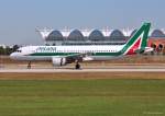 EI-DTB  Giacomo Leopardi  / Alitalia / A320-216 in MUC bei der Landung aus Rom (FCO) 02.08.2016