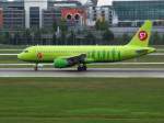 VQ-BCI S7 - Siberia Airlines Airbus A320-214      15.09.2013    Flughafen Mnchen