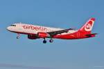 D-ABDQ / Air Berlin / A320-214 in MUC im Landeanflug aus Hamburg (HAM) 07.01.2014