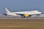 EC-LSA / Vueling / A320-214 in MUC bei der Landung aus Malaga (AGP) 01.02.2014