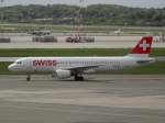 HB-IJH Swiss Airbus A320-214  zum Start in Hamburg  01.05.2014