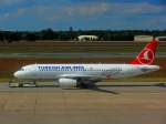 TC-JPD / Turkish Airlines / Airbus A320-232 / nach dem Push back in Berlin Tegel TXL/EDDT / 02.06.2014