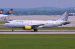 EC-LSA / Vueling / A320-214 beim Start in MUC nach Barcelona (BCN) 02.06.2014