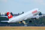 HB-IJB Swiss Airbus A320-214   in Tegel am 26.06.2014 gestartet