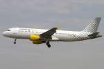 Vueling, EC-HGZ, Airbus, A320-214, 02.06.2014, BCN, Barcelona, Spain        
