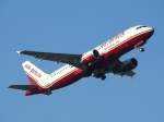 Airbus A 320-214 (D-ABDA) der AirBerlin beim Start in Dsseldorf am 27.12.2008.