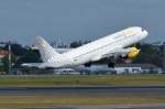 EC-KHN Vueling Airbus A320-216    in Tegel gestartet am 03.09.2014
