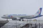 VP-BKB Ural Airlines Airbus A320-214   zum Gate am 27.12.2014 in München