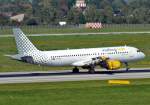 A 320-214 Vueling Airlines, EC-MAX, touchdown in DUS 01.10.2015
