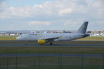 EC-MBY/Vueling/A320-214/am 08.04.16/Airport Frankfurt/Main